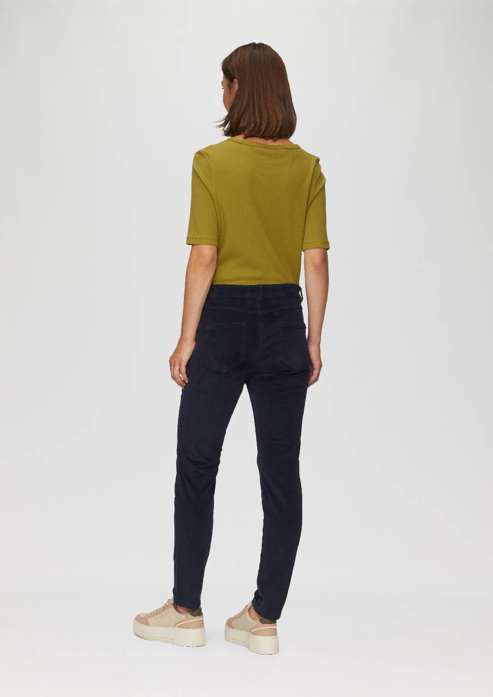 S.Oliver Schmal Geschnittene Cordhose