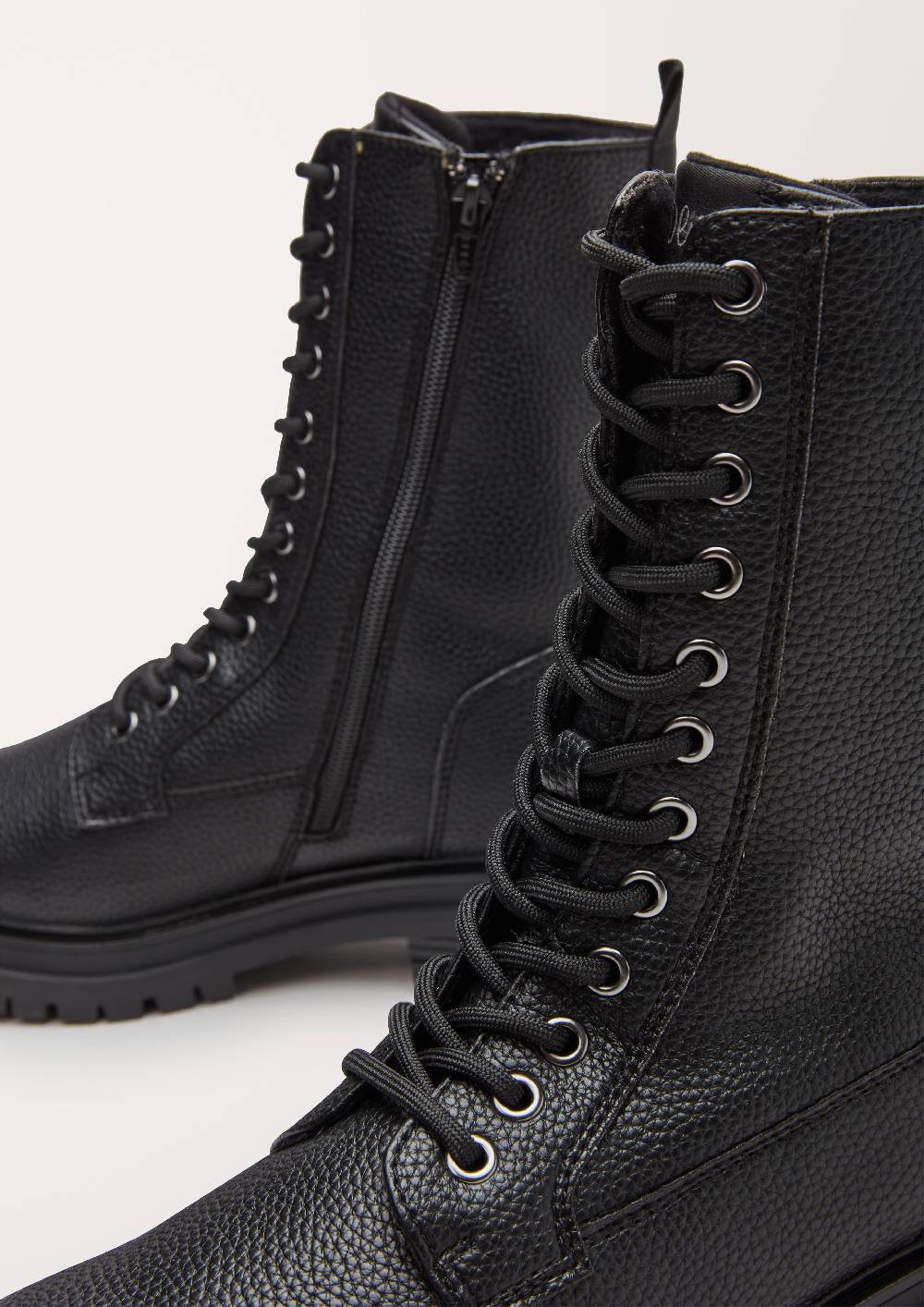 S.Oliver Schnürstiefel In Lederoptik