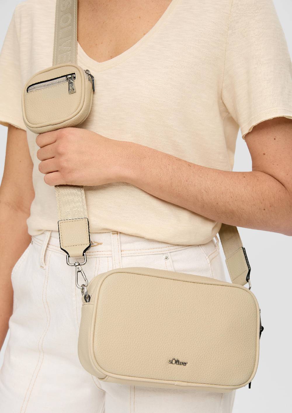 S.Oliver Schultertasche Aus Lederimitat