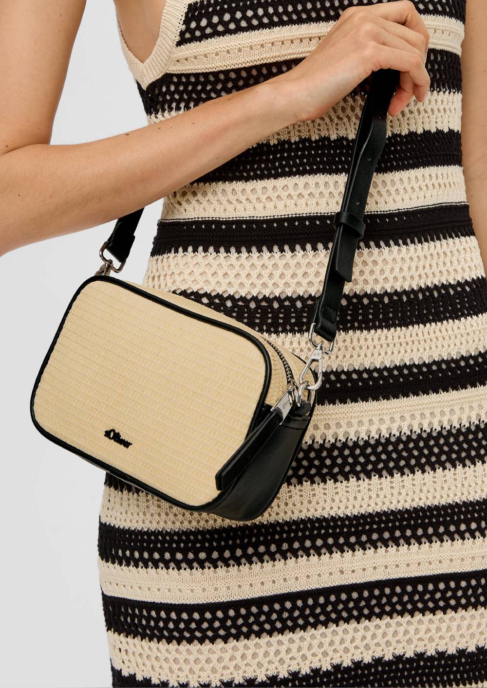 S.Oliver Schultertasche In Bast-Optik