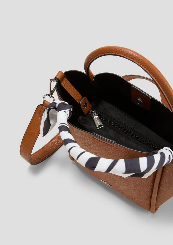 s.Oliver Schultertasche in Leder-Optik