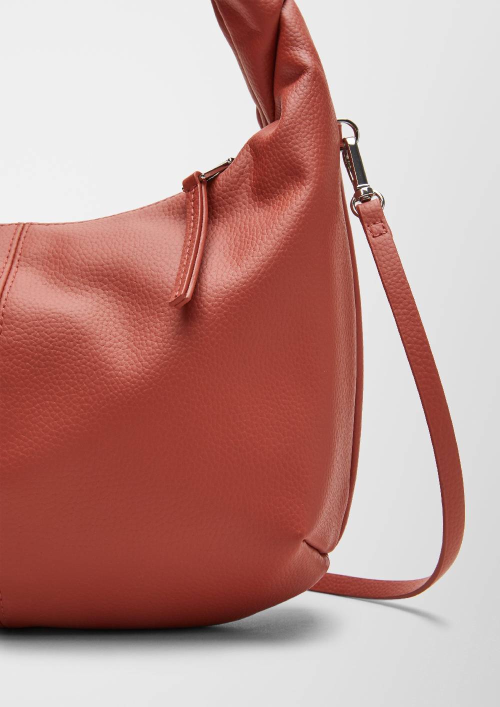 S.Oliver Shoulder Bag Aus Lederimitat