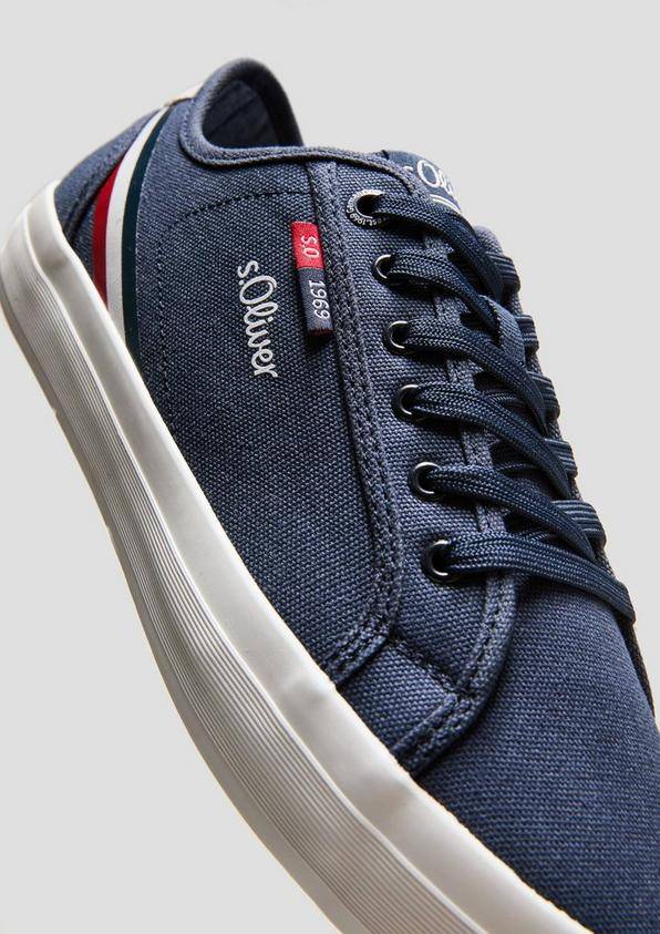 s.Oliver Sneaker mit Kontrast-Details und Logo