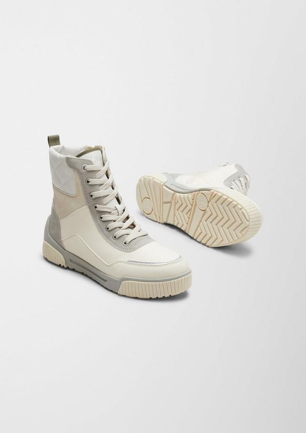 s.Oliver Stiefel im Lederlook