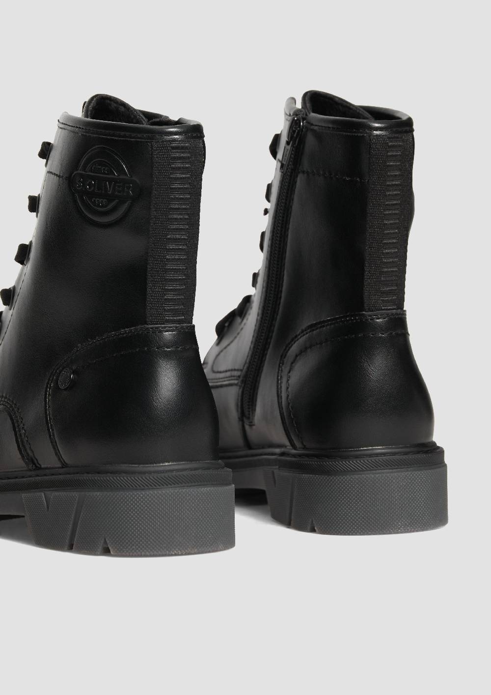 S.Oliver Stiefel Mit Schnürung Und Reißverschluss