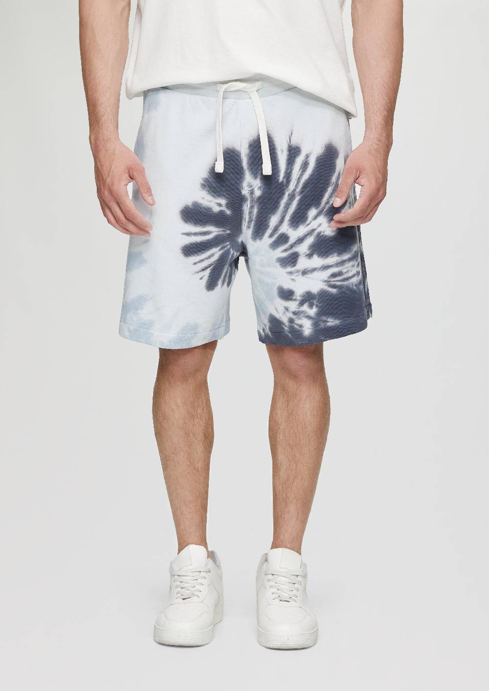 S.Oliver Sweat-Shorts Mit Batikmuster
