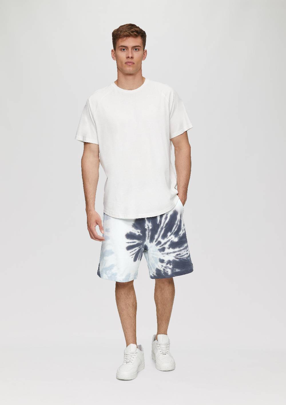 S.Oliver Sweat-Shorts Mit Batikmuster