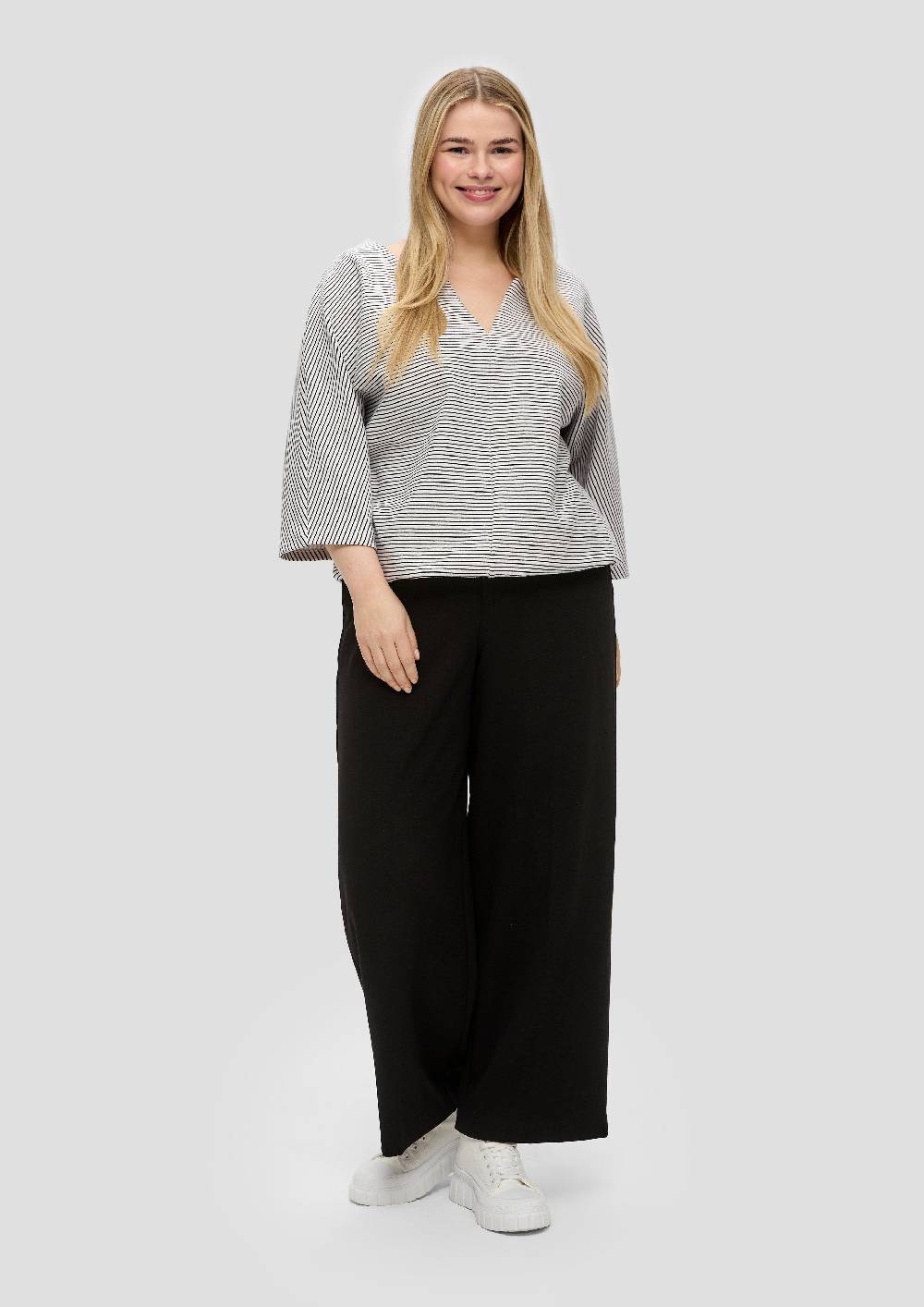 S.Oliver Sweatshirt In O-Shape