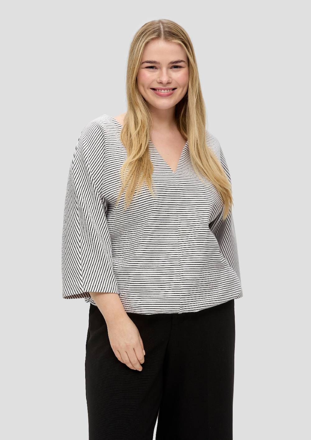 S.Oliver Sweatshirt In O-Shape