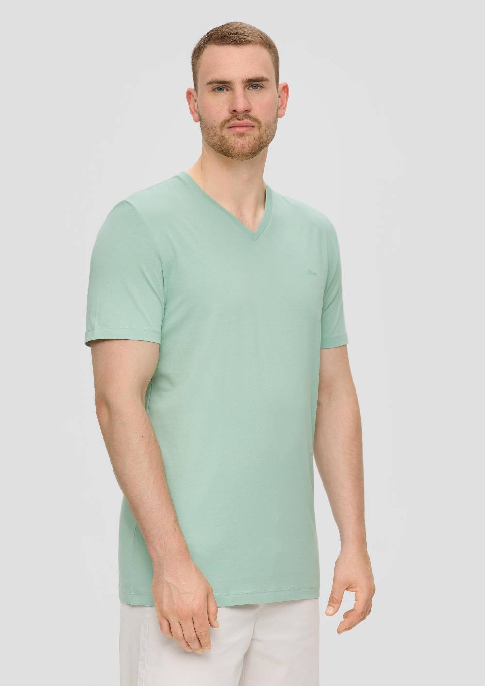 S.Oliver T-Shirt Mit V-Ausschnitt Und Logo-Detail