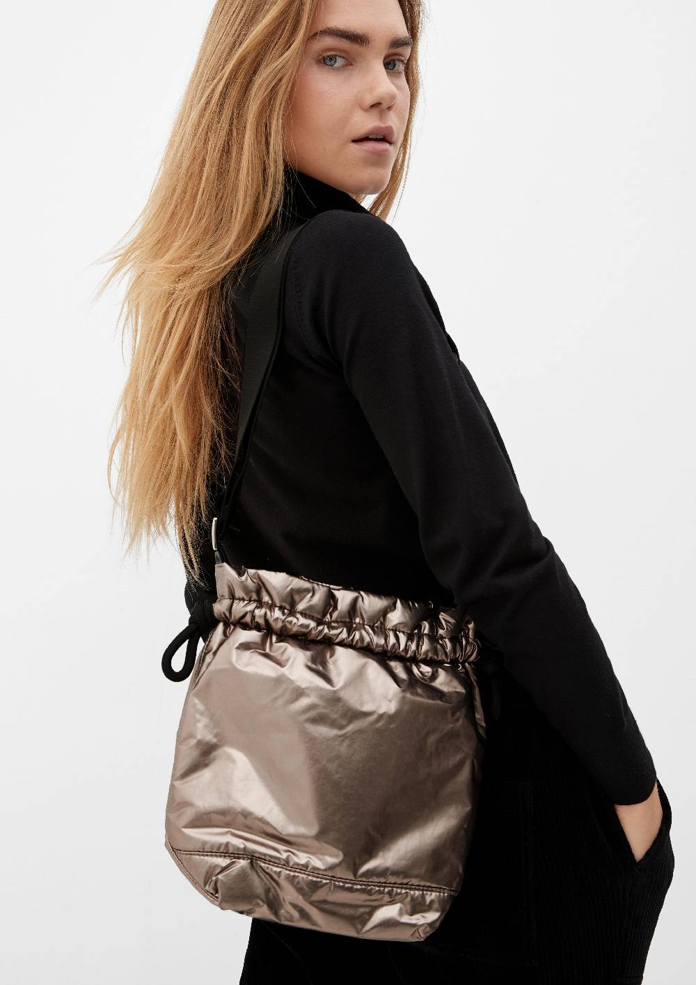 S.Oliver Tasche In Metallic-Optik