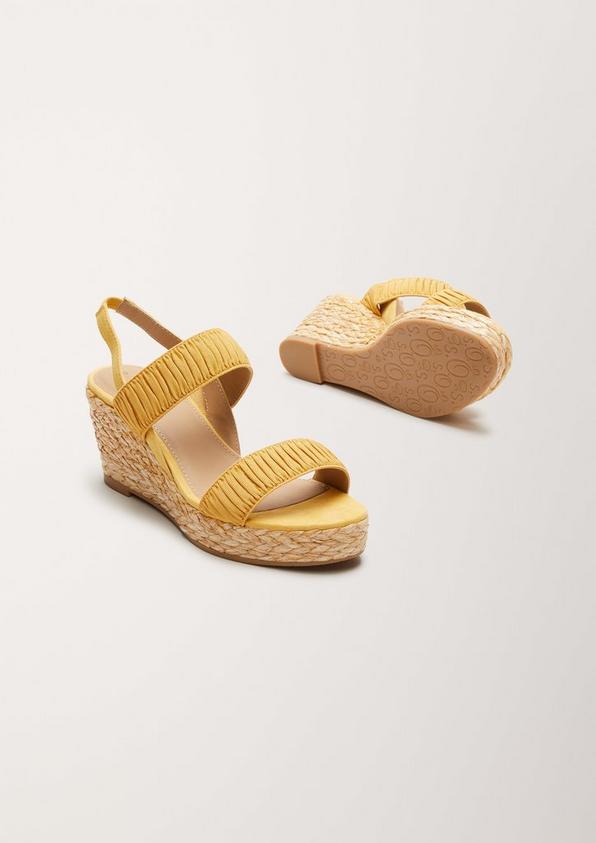 s.Oliver Wedges mit Raffung