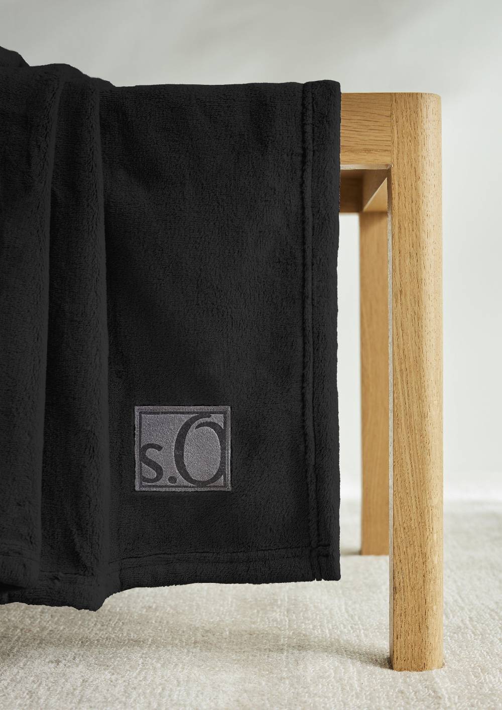 S.Oliver Weiche Decke Mit Logo-Detail