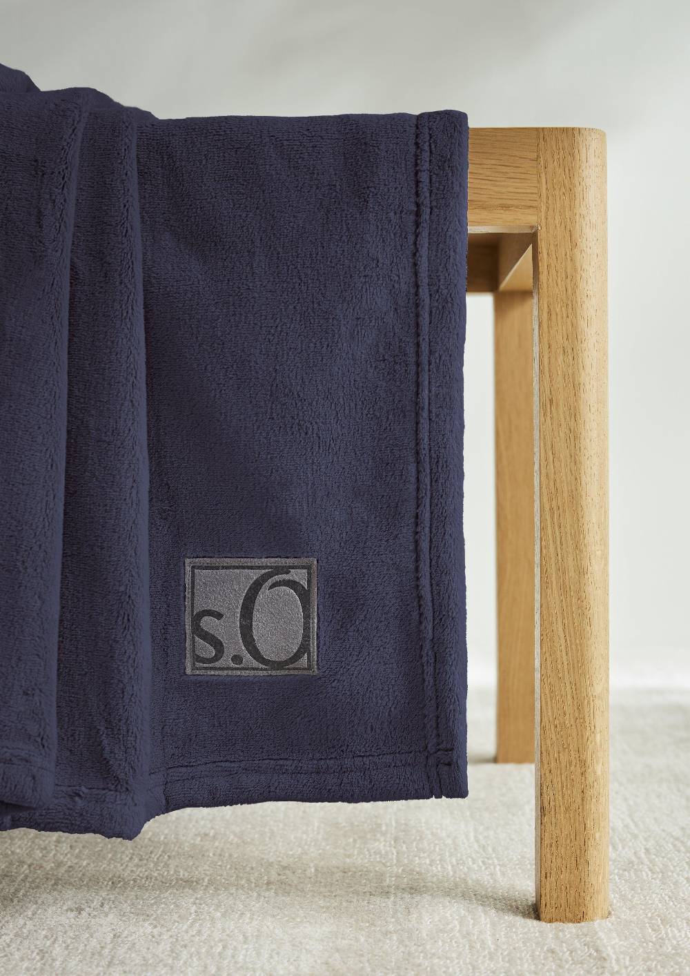 S.Oliver Weiche Decke Mit Logo-Detail