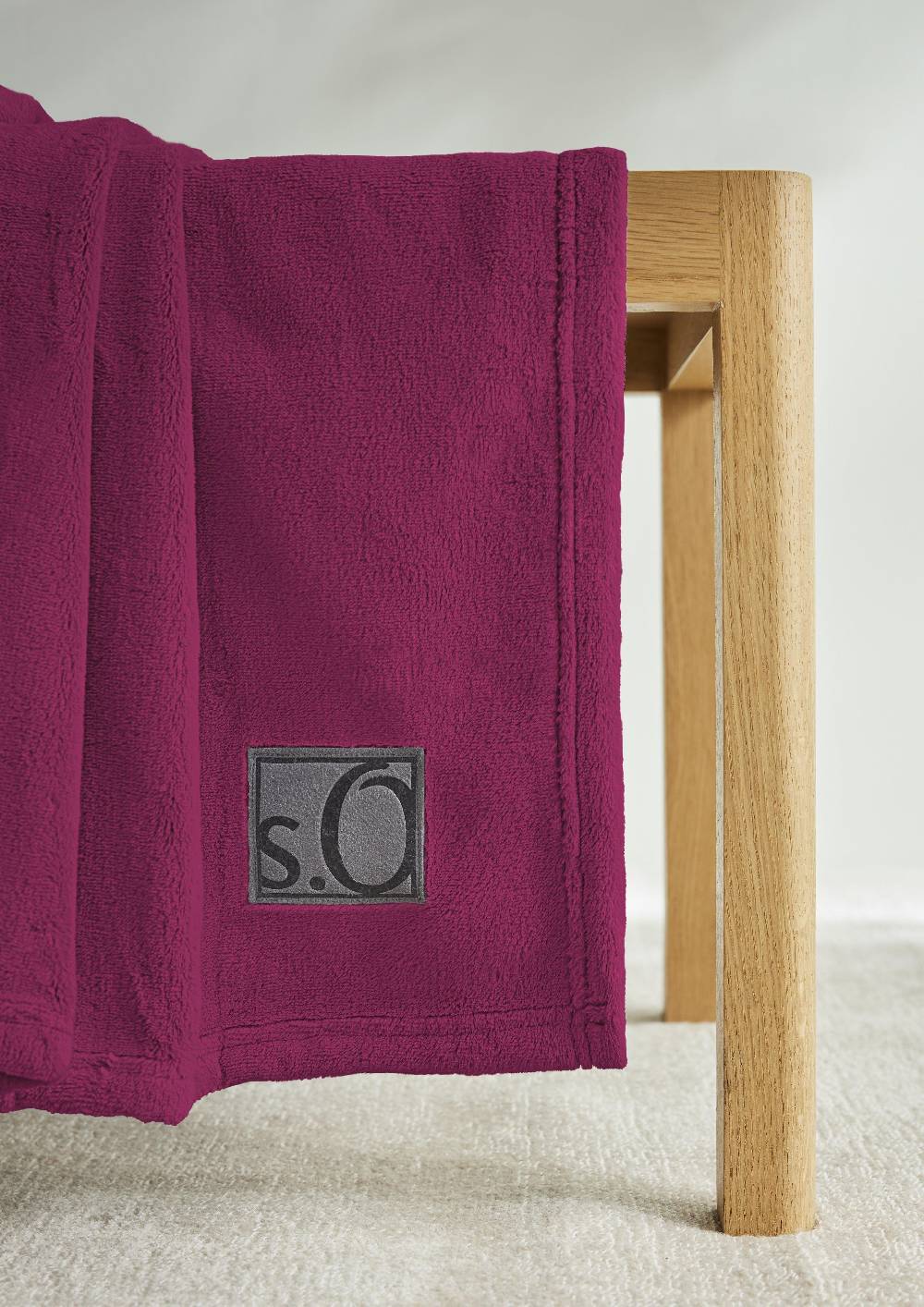 S.Oliver Weiche Decke Mit Logo-Detail