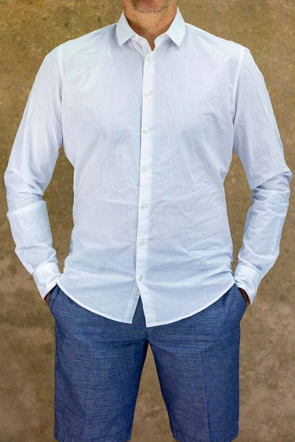 Q1 Manufaktur MAIK Slim Relaxed verkürzte Hemdlänge