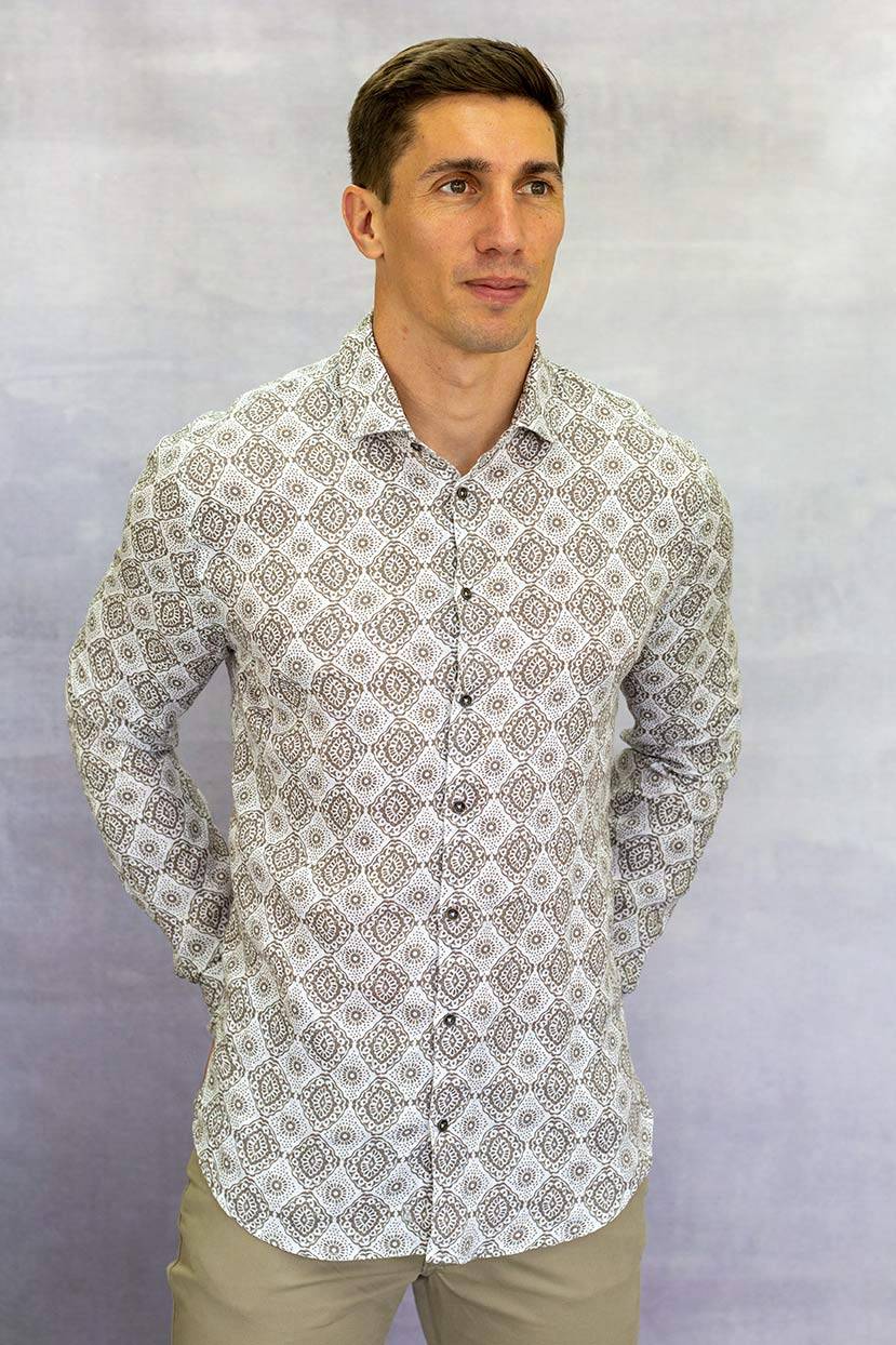 Q1 Manufaktur MAIK Slim Relaxed verkürzte Hemdlänge