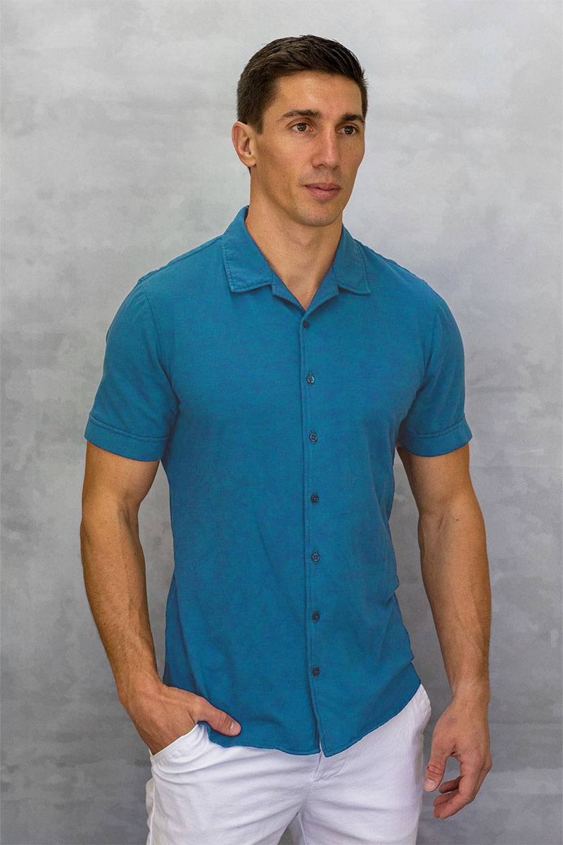 Q1 Manufaktur OLLY Slim Relaxed verkürzte Hemdlänge