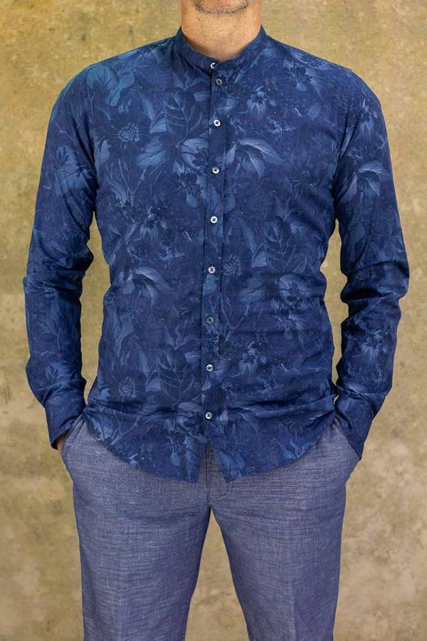 Q1 Manufaktur RENE-Stehkragen verkürzte Hemdlänge