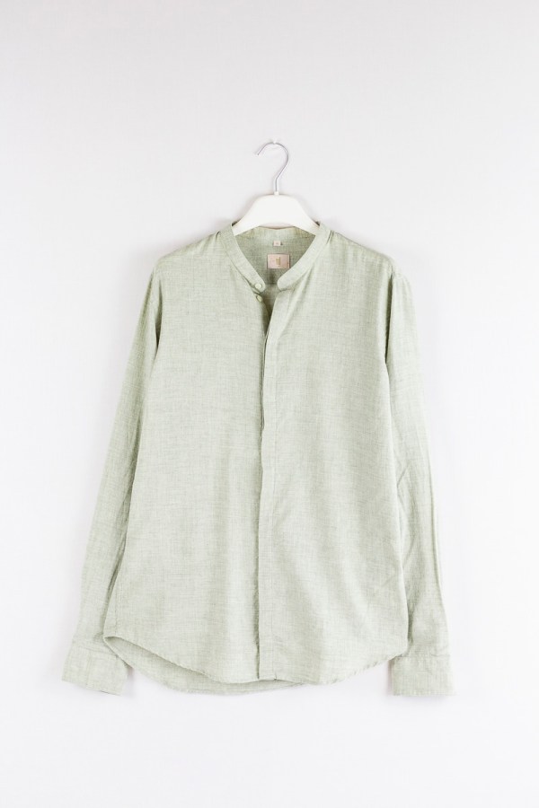 Q1 Manufaktur RENE-Stehkragen verkürzte Hemdlänge