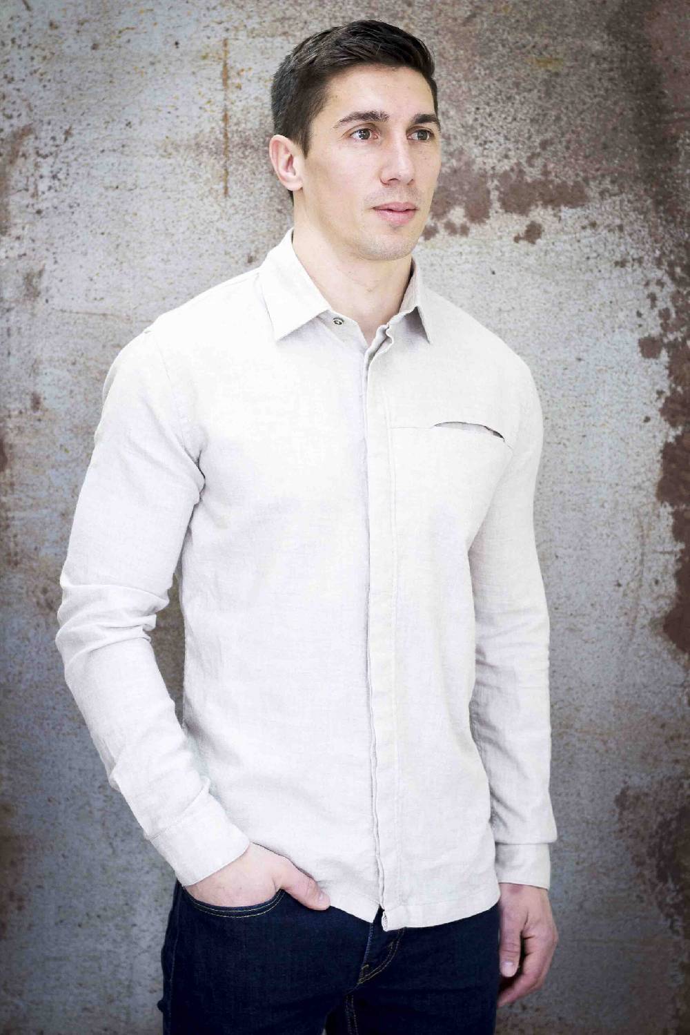 Q1 Manufaktur RENE-Stehkragen verkürzte Hemdlänge