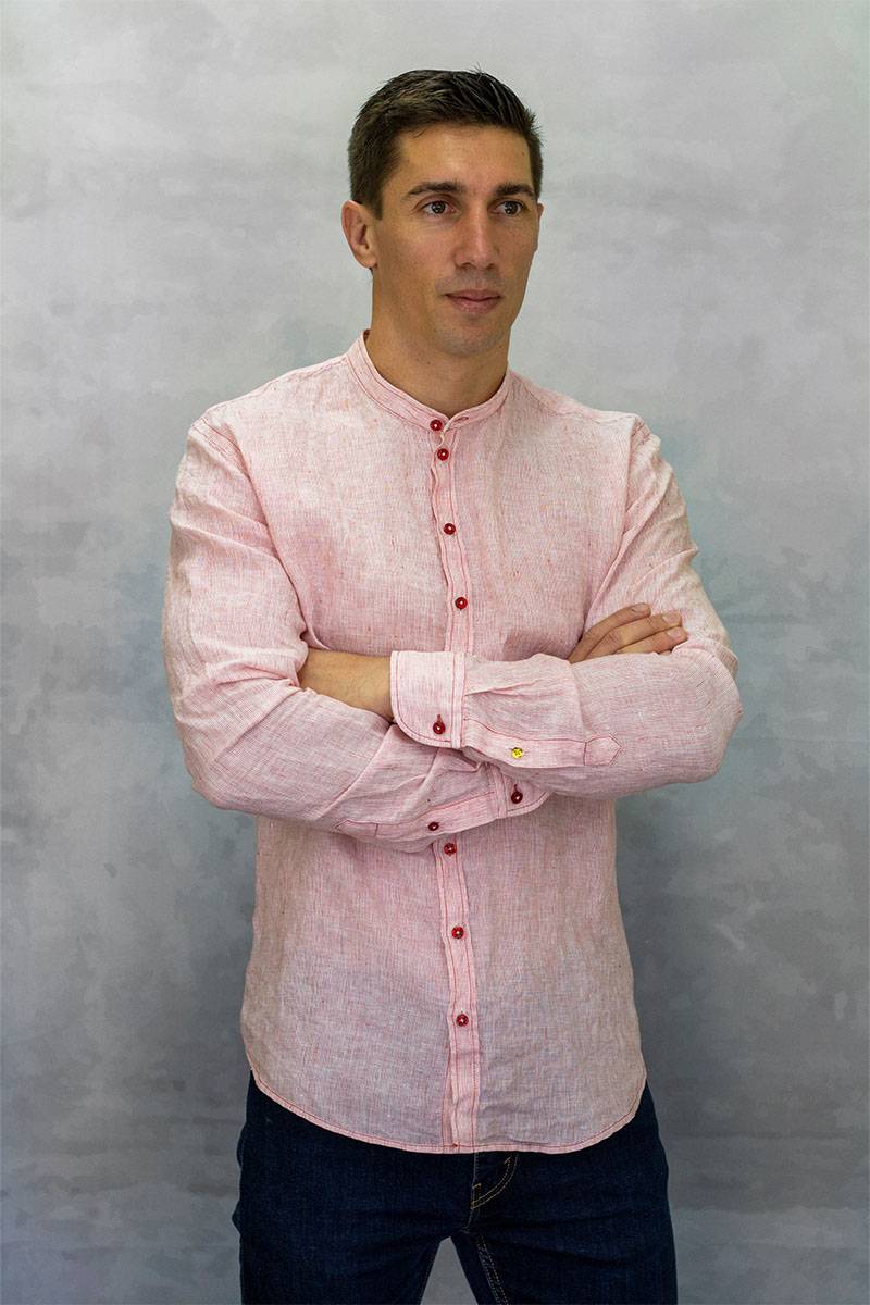 Q1 Manufaktur RENE-Stehkragen verkürzte Hemdlänge