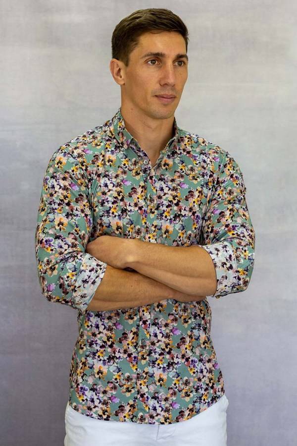 Q1 Manufaktur SANDRO verkürzte Hemdlänge