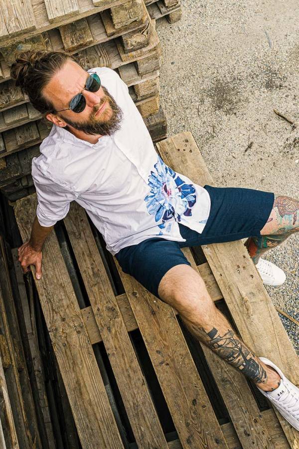 Q1 Manufaktur SANDRO verkürzte Hemdlänge