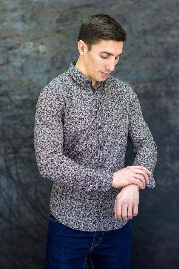 Q1 Manufaktur SANDRO verkürzte Hemdlänge