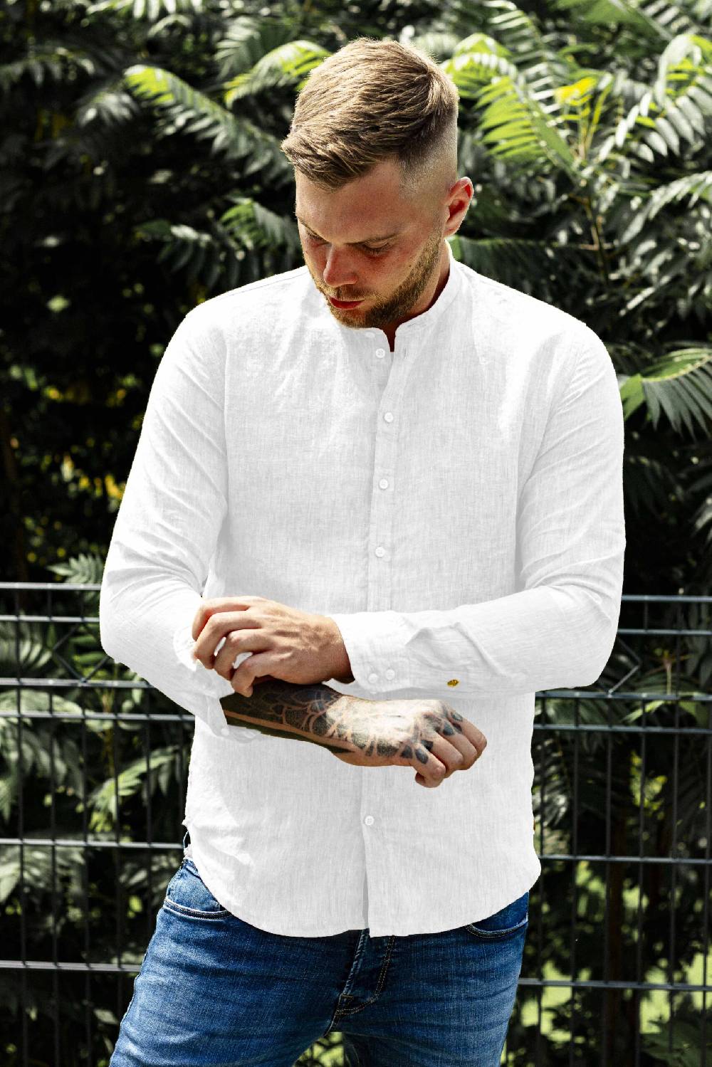 Q1 Manufaktur RENE-Stehkragen Slim Relaxed verkürzte Hemdlänge