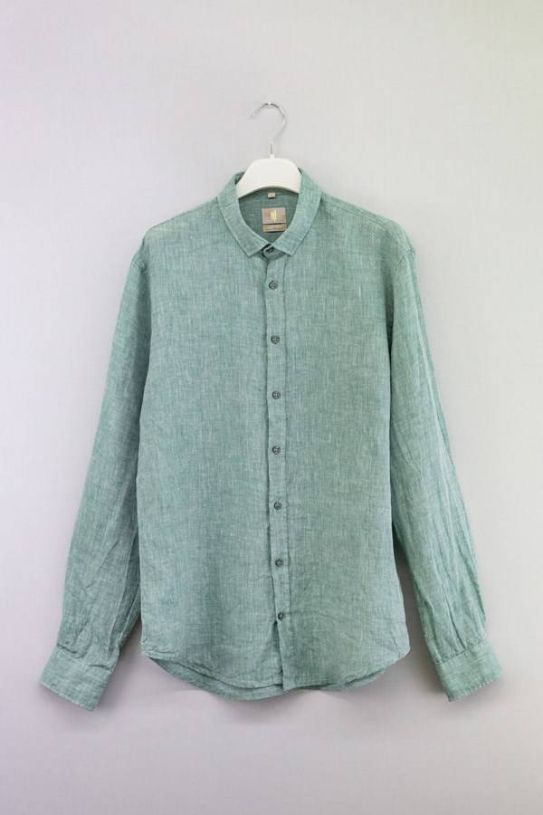 Q1 Manufaktur SANDRO Slim Relaxed verkürzte Hemdlänge