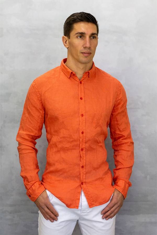 Q1 Manufaktur SANDRO Slim Relaxed verkürzte Hemdlänge