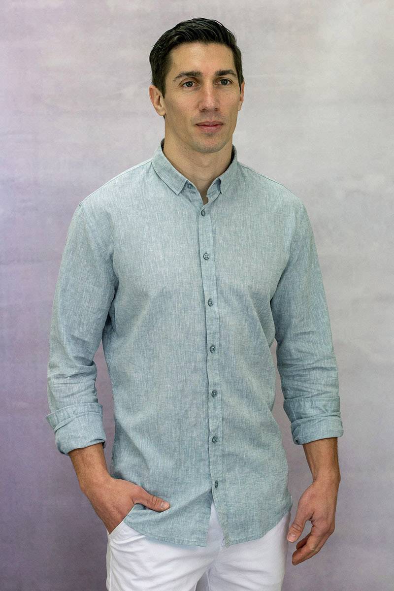 Q1 Manufaktur SANDRO Slim Relaxed verkürzte Hemdlänge