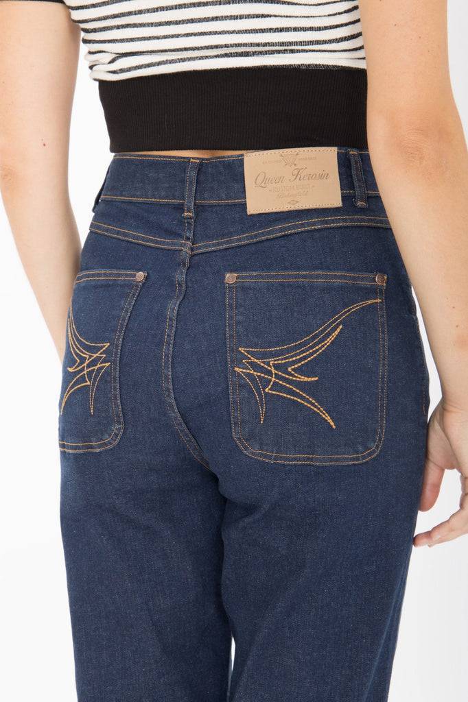 Queen Kerosin High Waist Capri Jeans Mit Seitlichem Reißverschluss