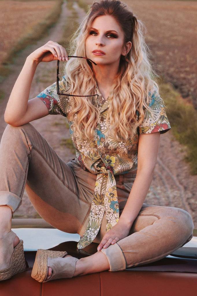 Queen Kerosin Bluse Mit Hawaiianischem Muster