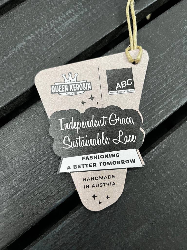 Queen Kerosin Carmen Top