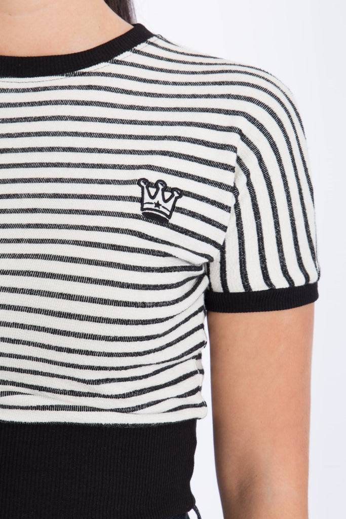 Queen Kerosin Cropped Pullover Mit Streifen