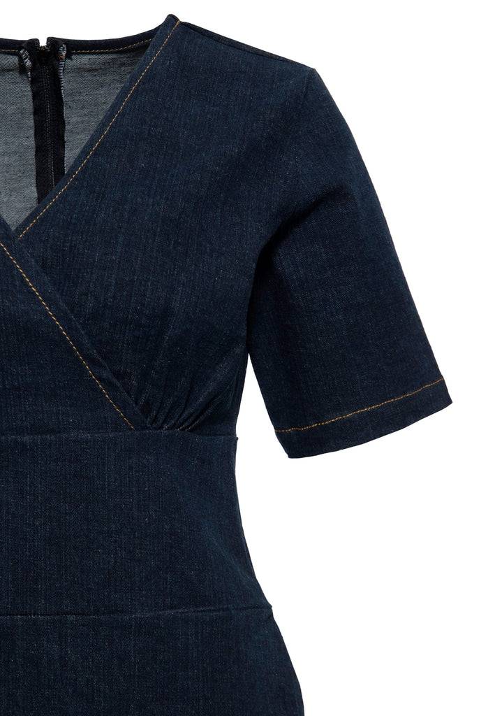 Queen Kerosin Etuikleid