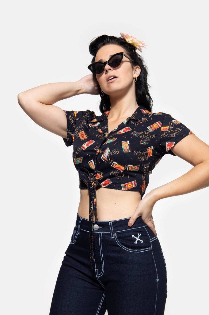 Queen Kerosin Knotenbluse