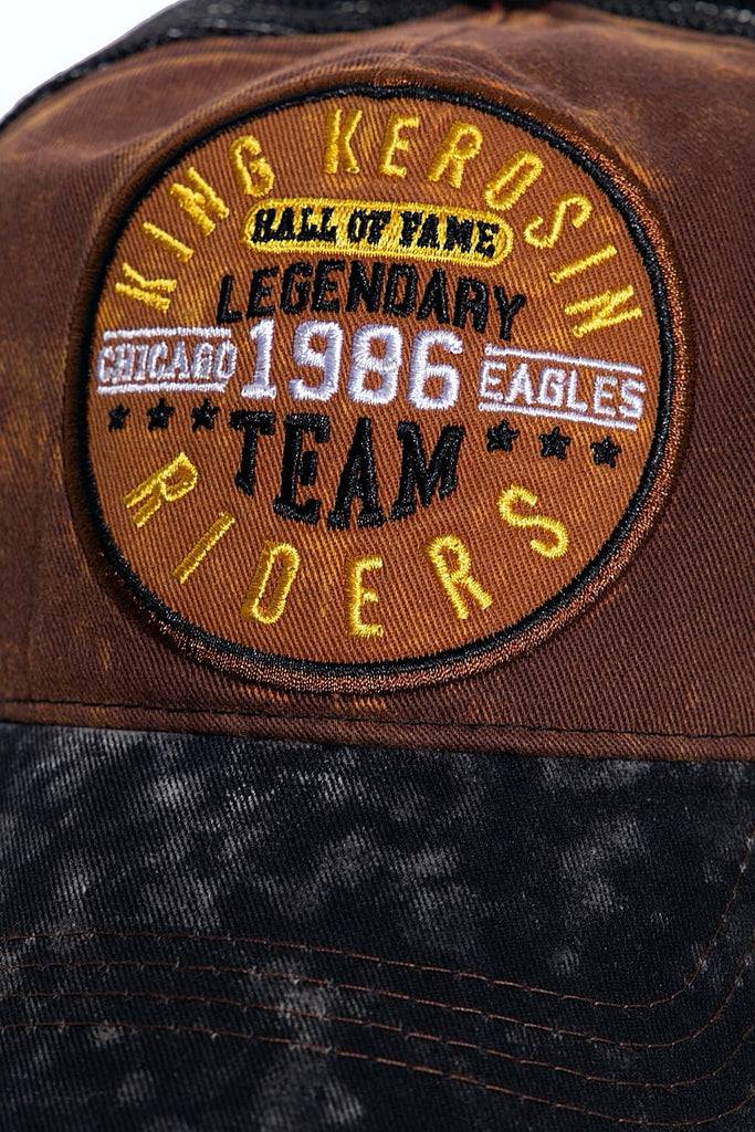 Queen Kerosin Trucker Cap Mit Enzymwash Und Stickerei «Legendary Team»