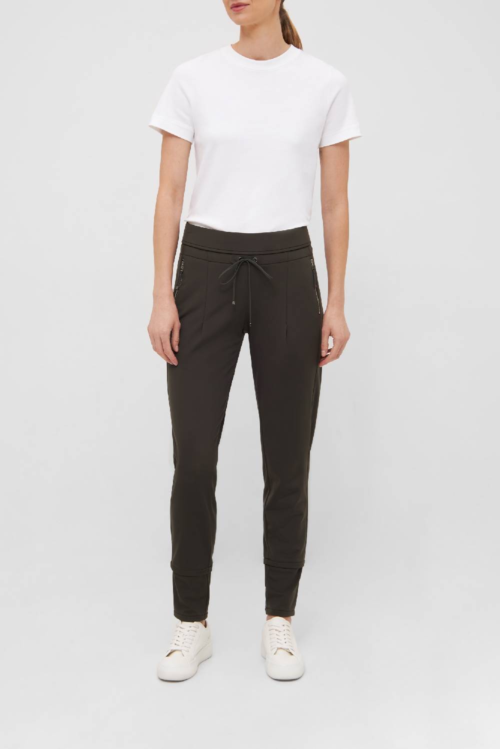 Raffaello Rossi Joggpant Relaxed Lang Mid Waist Schwarz: CANDY O