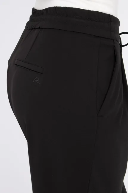 Recover Pants Legere Bundfaltenhose In SCHWARZ Artikelnummer REC-13005-3875-990