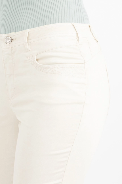 Recover Pants Recover Pants Damen Hose In Modischer Färbung In SAND Artikelnummer REC-13324-01-4040-208