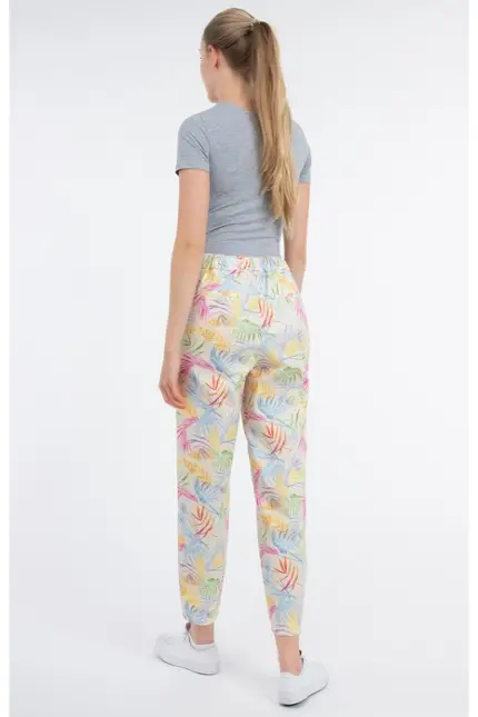 Recover Pants Relaxed Fit-Hose GWEN In DRUCK BUNT Artikelnummer REC-13382-4086-6