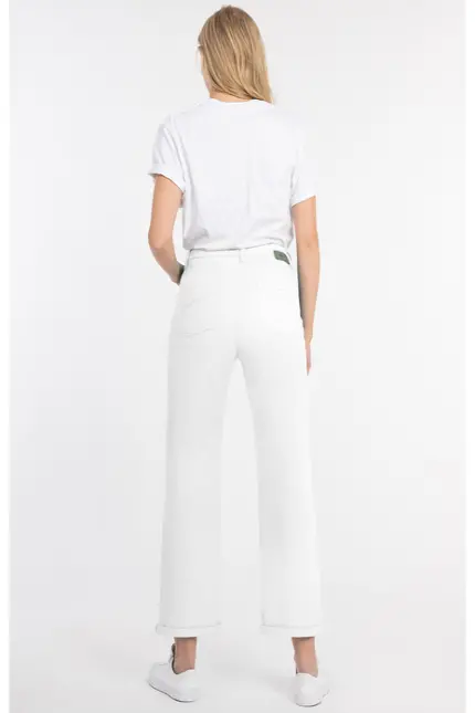 Recover Pants Straight-Jeans Hazel In WEIß Artikelnummer REC-13373-01-4247-110