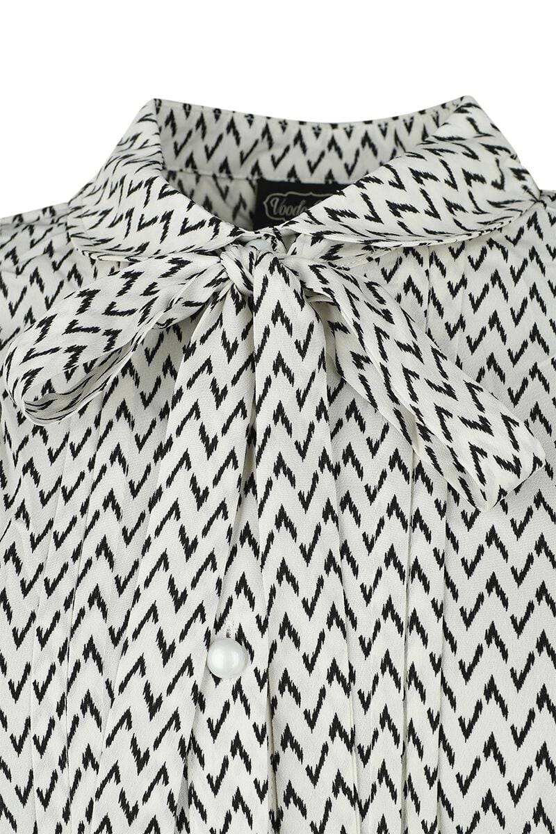 EMP "Crepe Flare Dress" Mittellanges Kleid Weiß/schwarz Von Voodoo Vixen