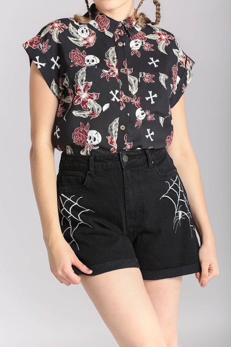 EMP "Ariana Shorts" Short Schwarz Von Hell Bunny