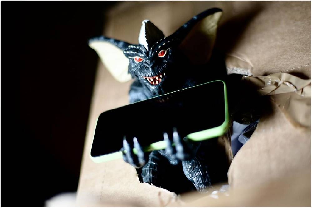 EMP "Gremlin" Cable Guys Multicolor Von Gremlins