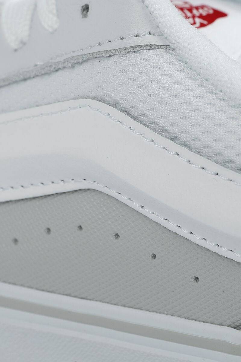 EMP "Knu Skool RETRO SKATE" Sneaker Weiß Von Vans