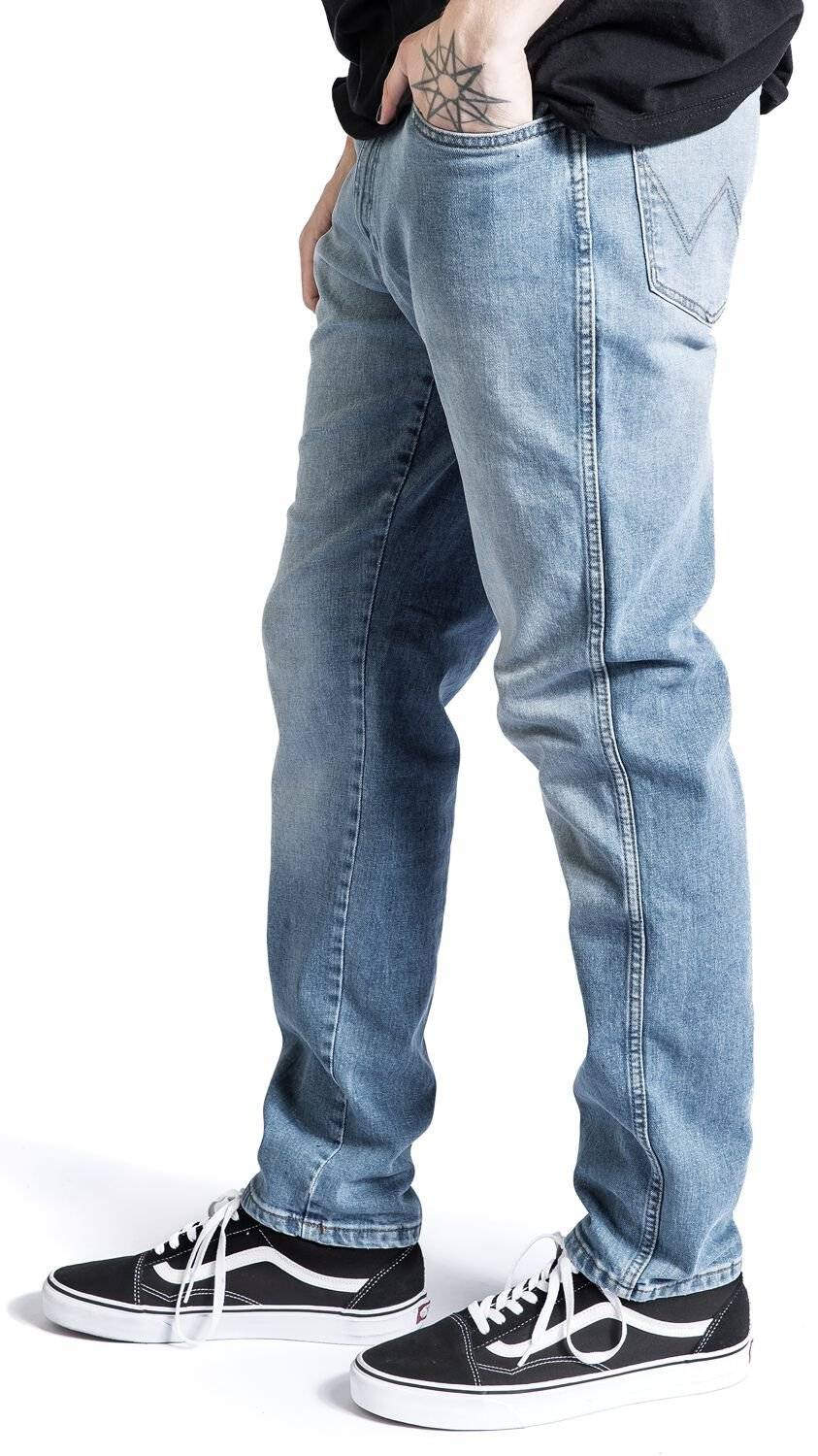 EMP "River Clever" Jeans Blau Von Wrangler